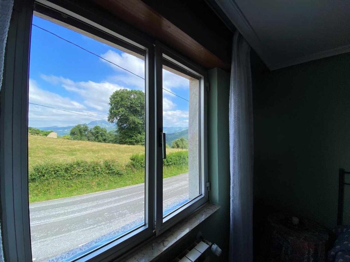 Casa Noval Zona Rural En El Centro De Asturias Leilighet Bimenes Eksteriør bilde